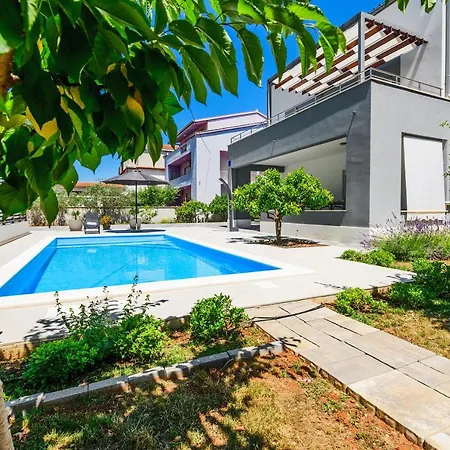 Andelka Apartment *